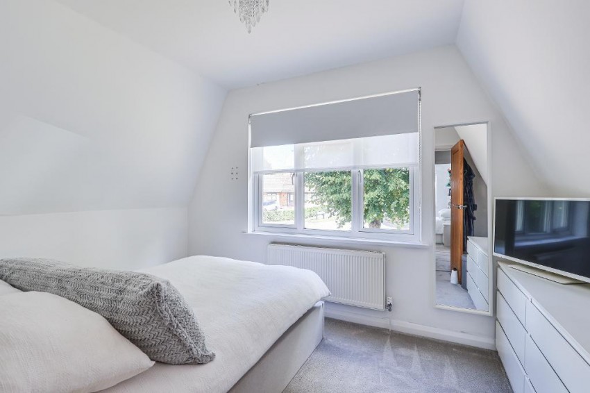 Images for Hillbury Close, Warlingham