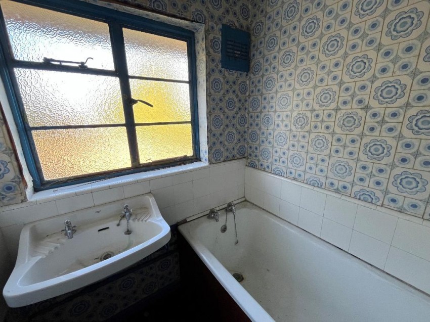 Images for New Addington, Croydon