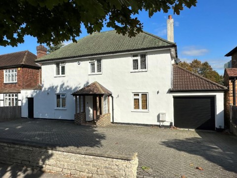View Full Details for Manor Way, South Croydon