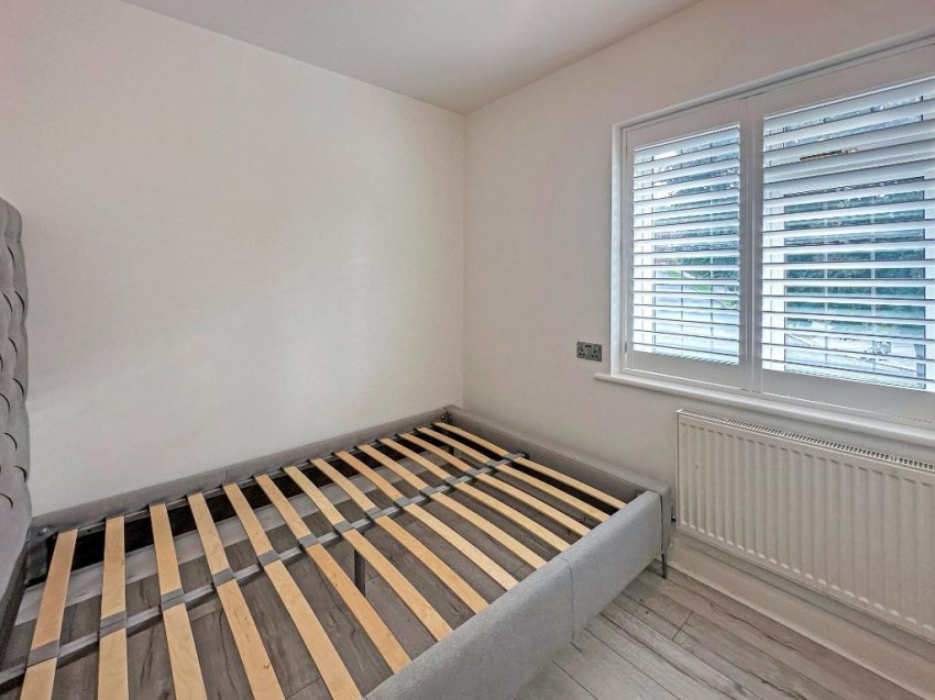 Images for Manor Way, South Croydon