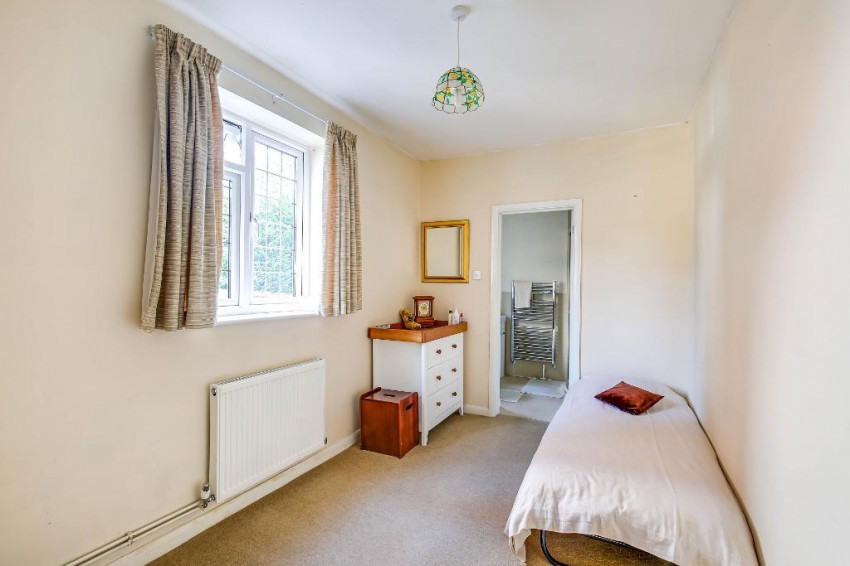 Images for Manor Way, South Croydon