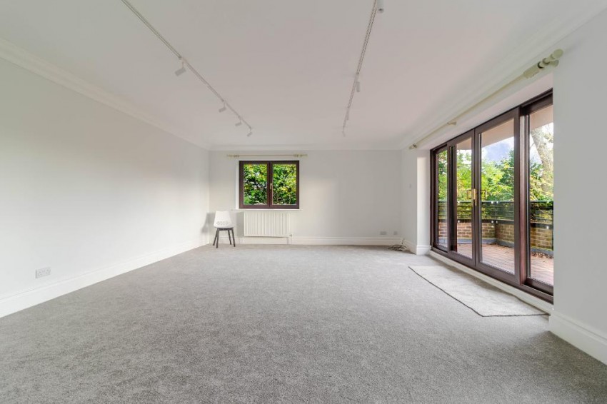 Images for Whyteleafe Hill, Caterham