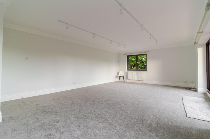 Images for Whyteleafe Hill, Caterham