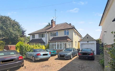 View Full Details for Crest Road, South Croydon