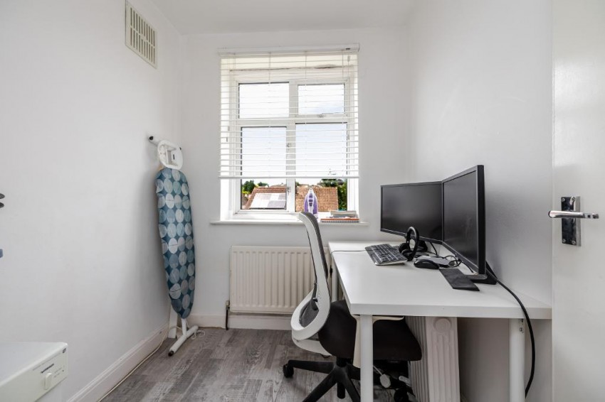 Images for Banstead Road, Caterham