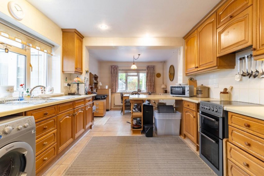 Images for Blacksmiths Hill, Sanderstead