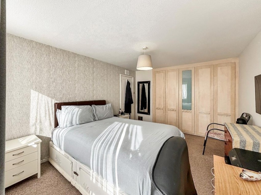 Images for Courtwood Lane, South Croydon