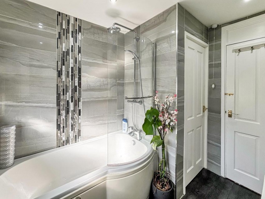 Images for Courtwood Lane, South Croydon