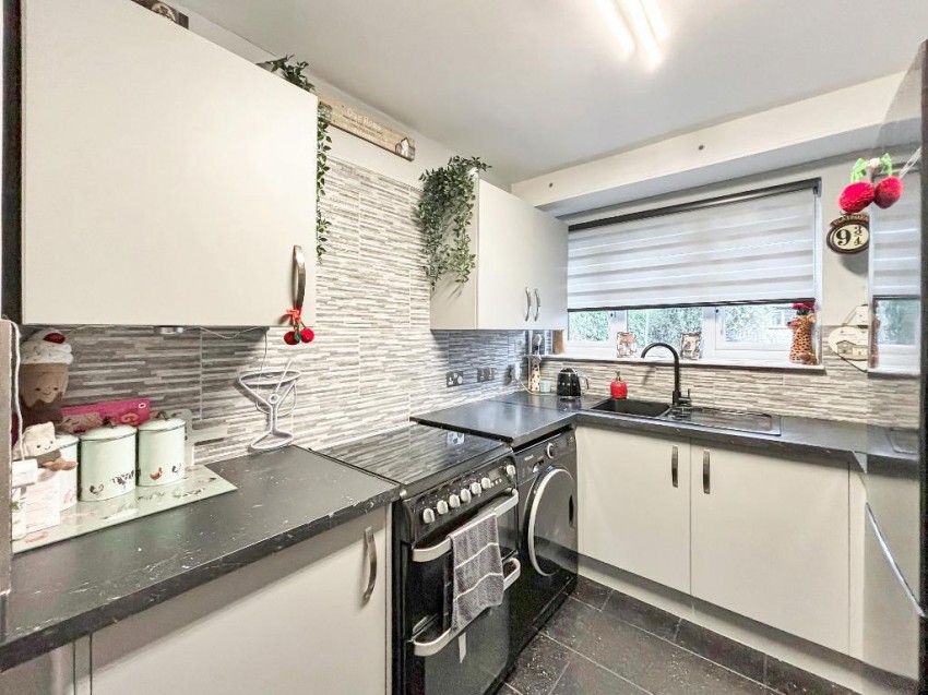 Images for Thursley Crescent, Croydon