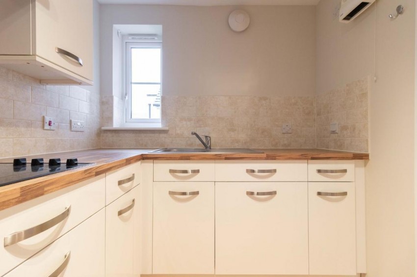 Images for Limpsfield Road, Warlingham