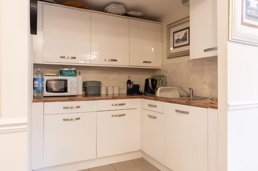 Images for Limpsfield Road, Warlingham