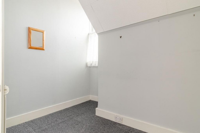 Images for Blenheim Crescent, South Croydon