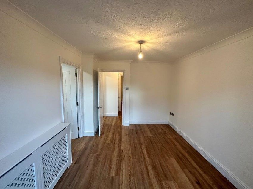 Images for Shelton Avenue, Warlingham