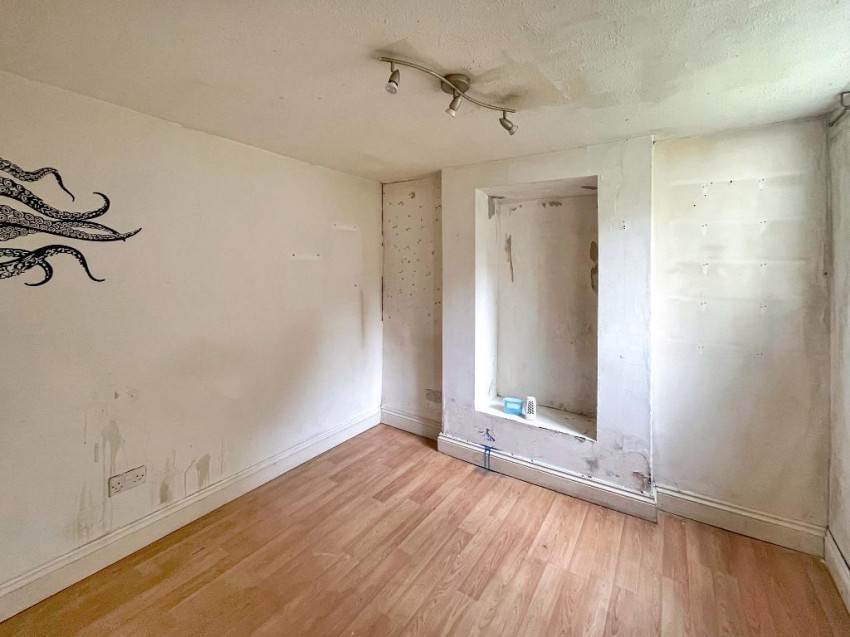 Images for Heathfield Road, Croydon