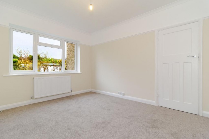 Images for Harrow Gardens, Warlingham