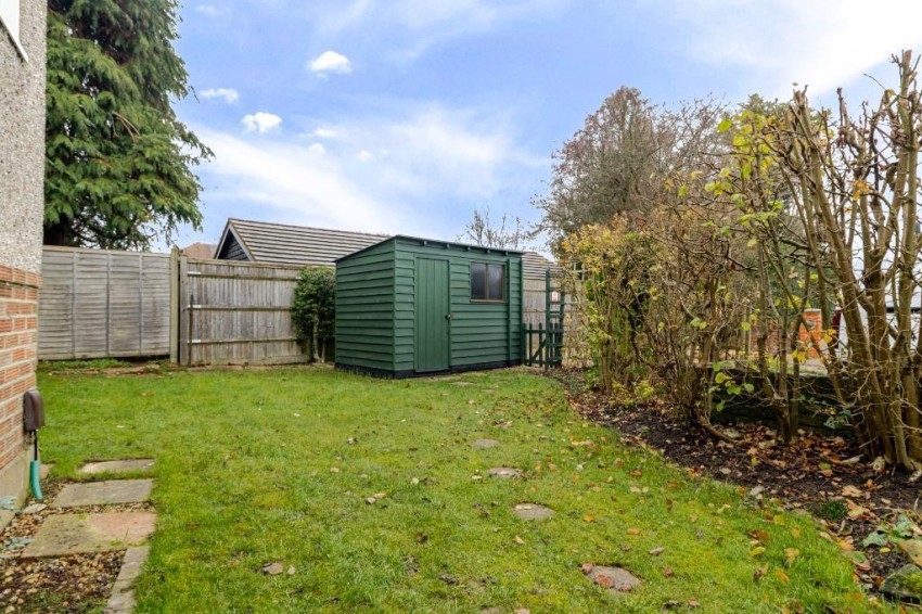 Images for Harrow Gardens, Warlingham