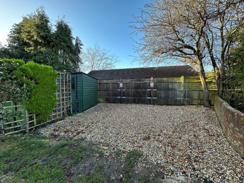 Images for Harrow Gardens, Warlingham