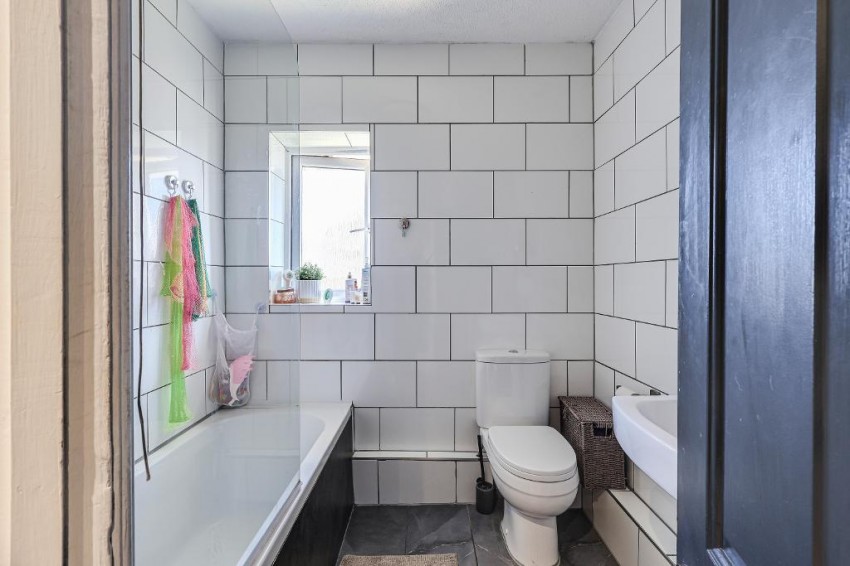 Images for Tithepit Shaw Lane, Warlingham