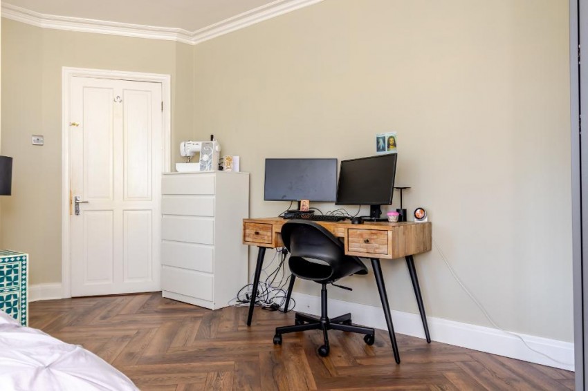 Images for Sanderstead, South Croydon