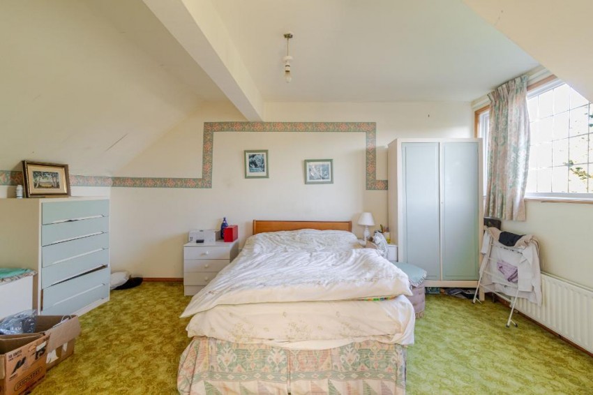 Images for Briton Crescent, Sanderstead