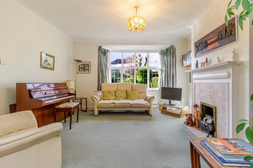 Images for Briton Crescent, Sanderstead