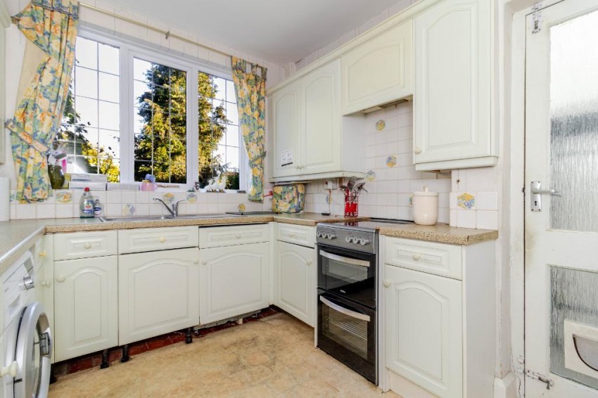 Images for Briton Crescent, Sanderstead