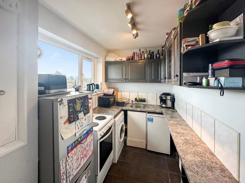Images for Kingswood Avenue, Sanderstead