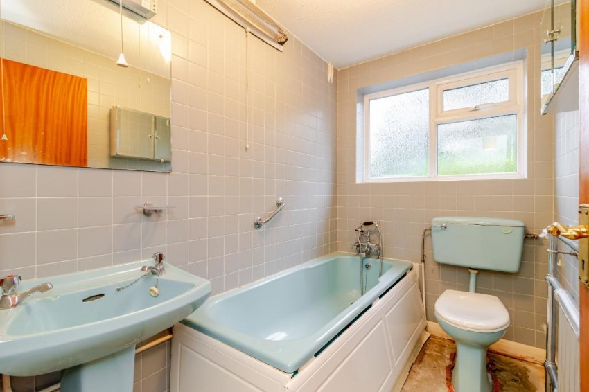 Images for Hillbury Road, Warlingham