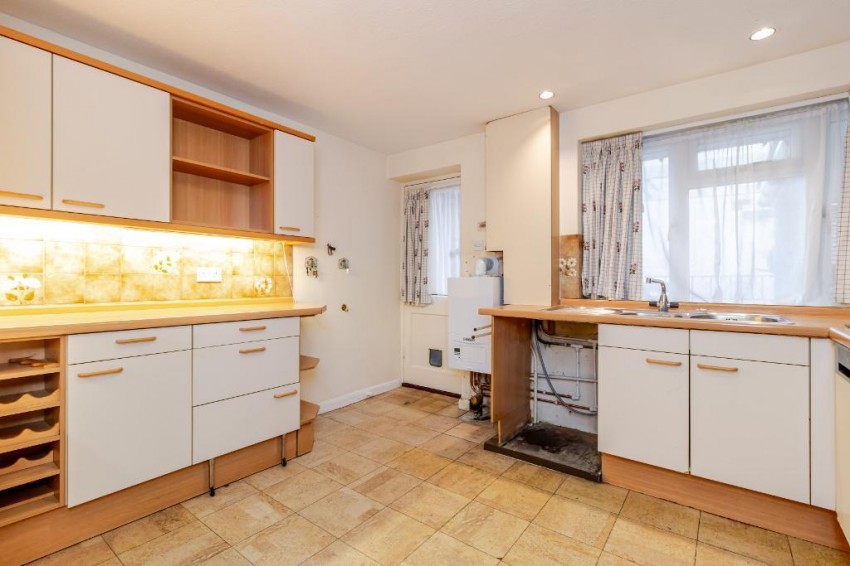 Images for Hillbury Road, Warlingham