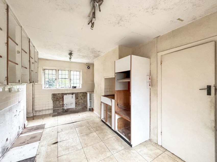 Images for Ballards Way, South Croydon