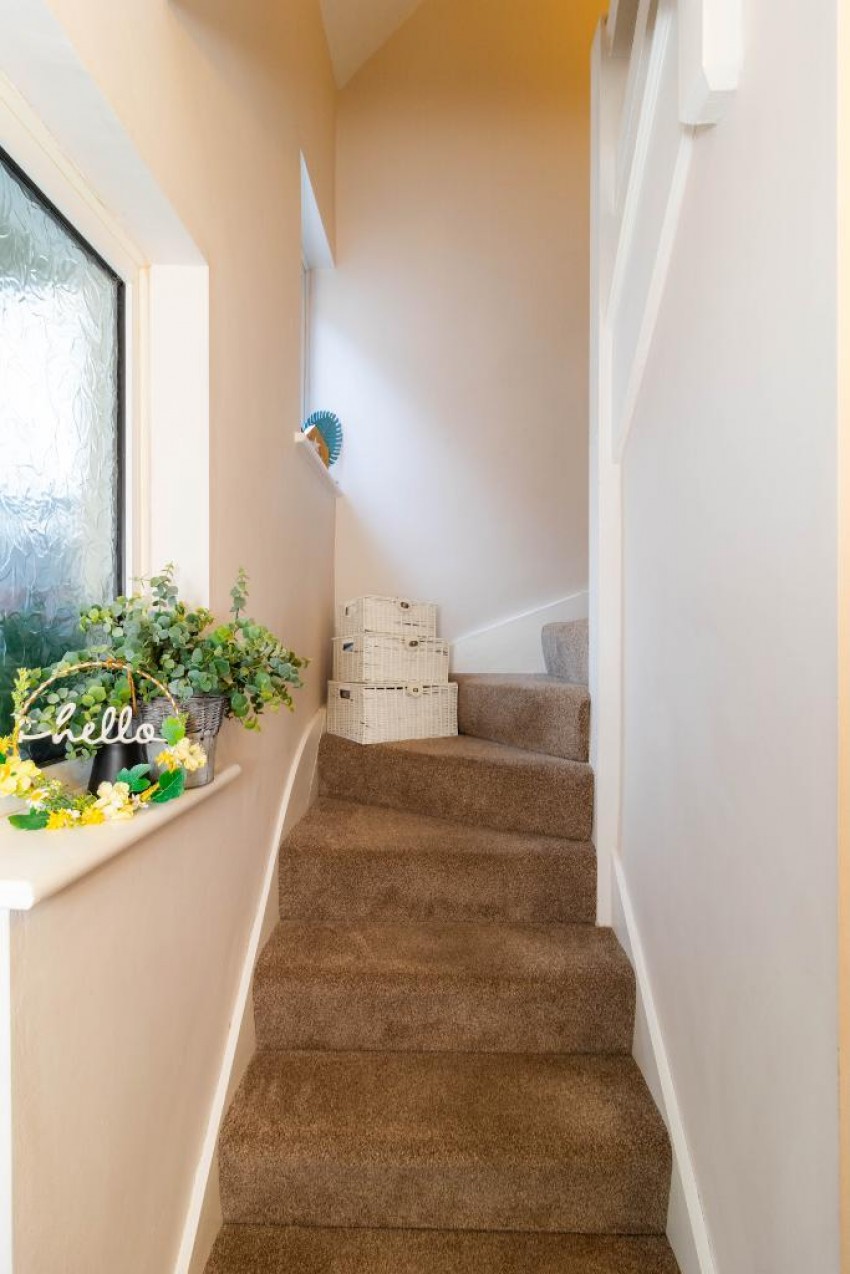 Images for Downsway, Whyteleafe