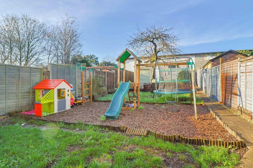 Images for Downsway, Whyteleafe