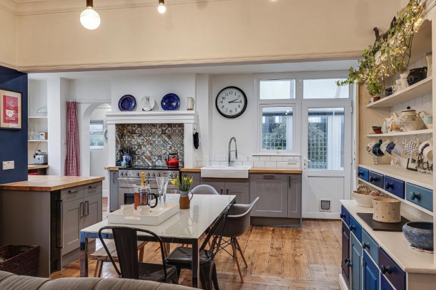 Images for Heathhurst Road, South Croydon