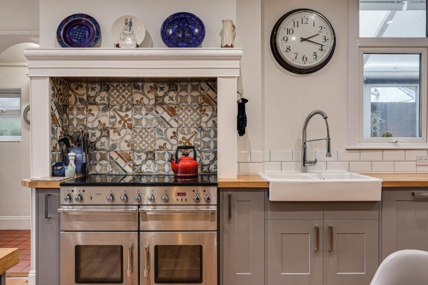 Images for Heathhurst Road, South Croydon