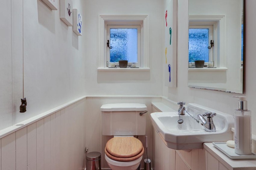 Images for Heathhurst Road, South Croydon