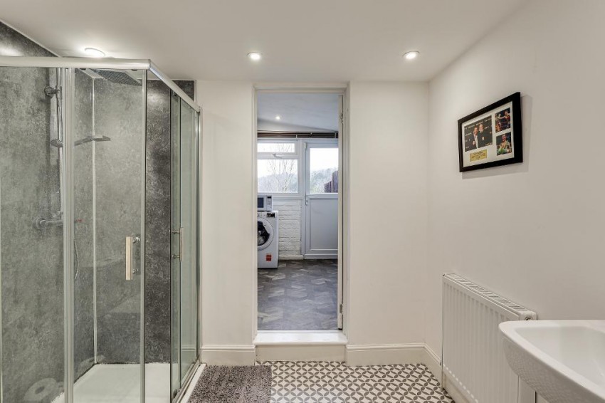 Images for Mitchley Avenue, Purley