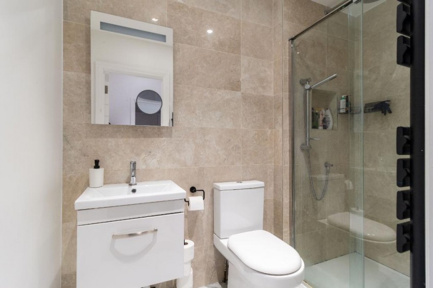 Images for Norman Avenue, Sanderstead