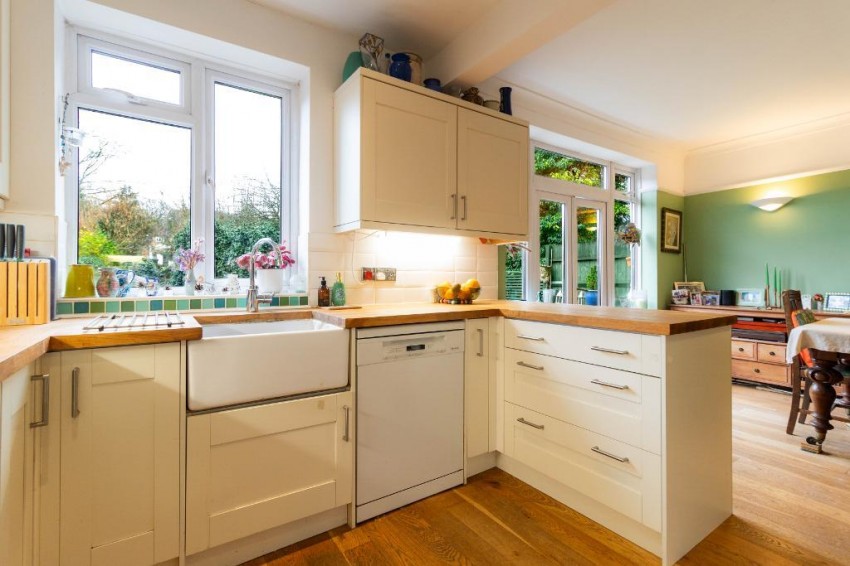 Images for Ballards Way, South Croydon