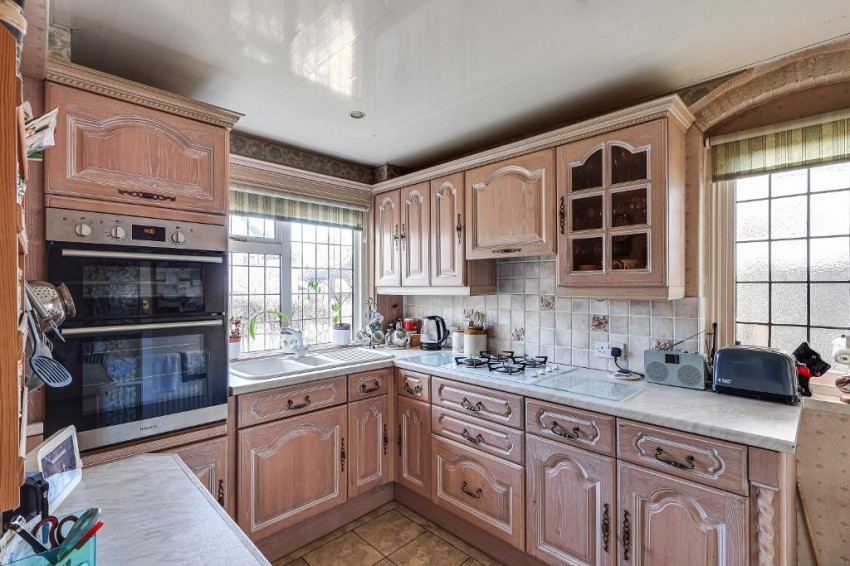 Images for Melville Avenue, South Croydon