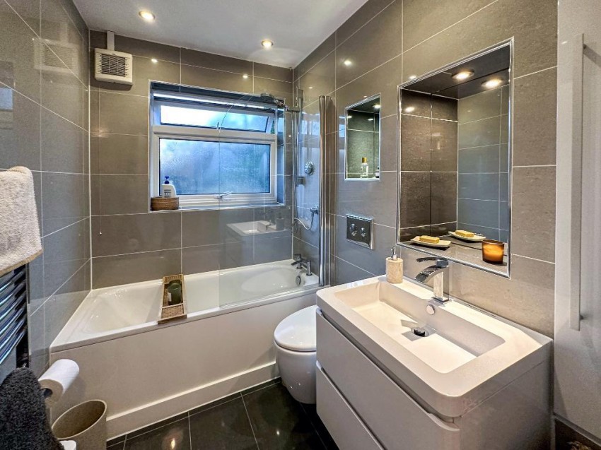 Images for Old Lodge Lane, Purley