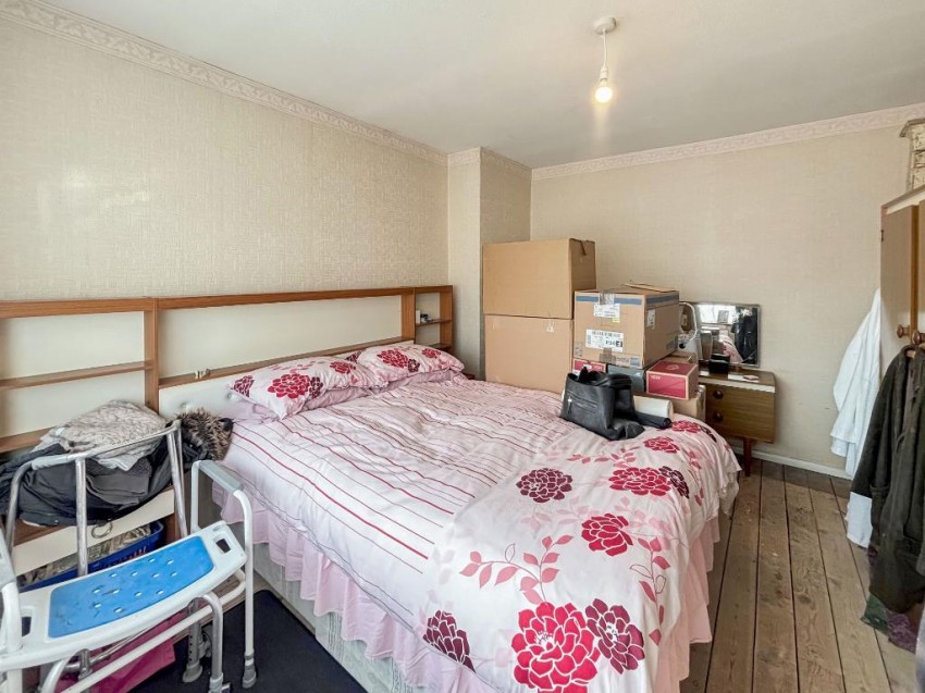 Images for New Addington, Croydon