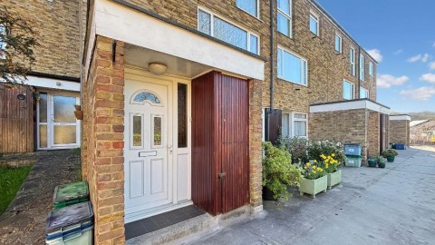 View Full Details for Courtwood Lane, Croydon