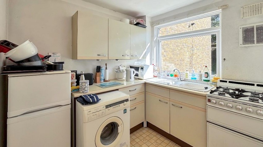 Images for Courtwood Lane, Croydon