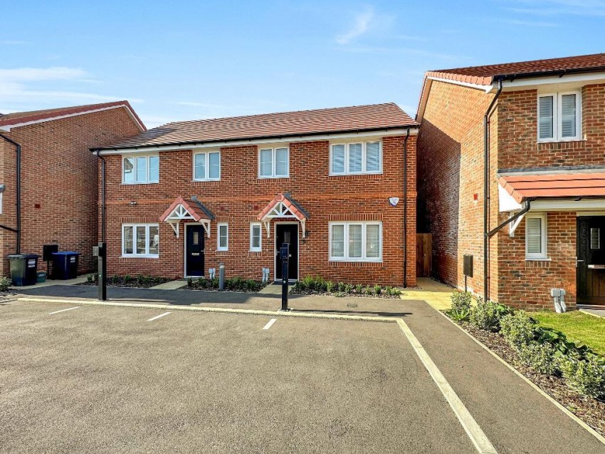 Images for Swan Mews, Warlingham