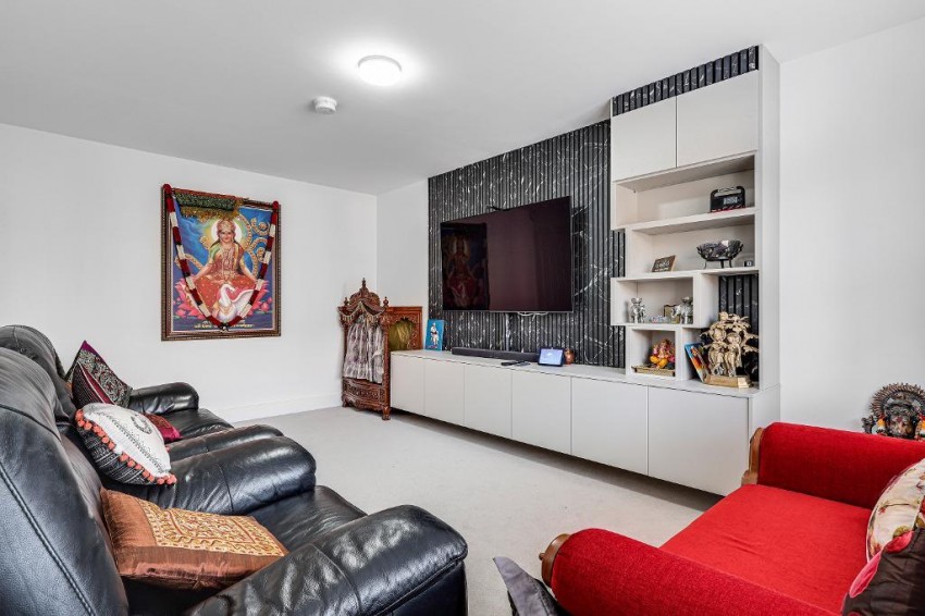 Images for Swan Mews, Warlingham