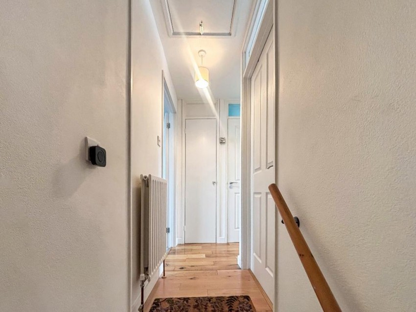 Images for Edgecoombe, South Croydon