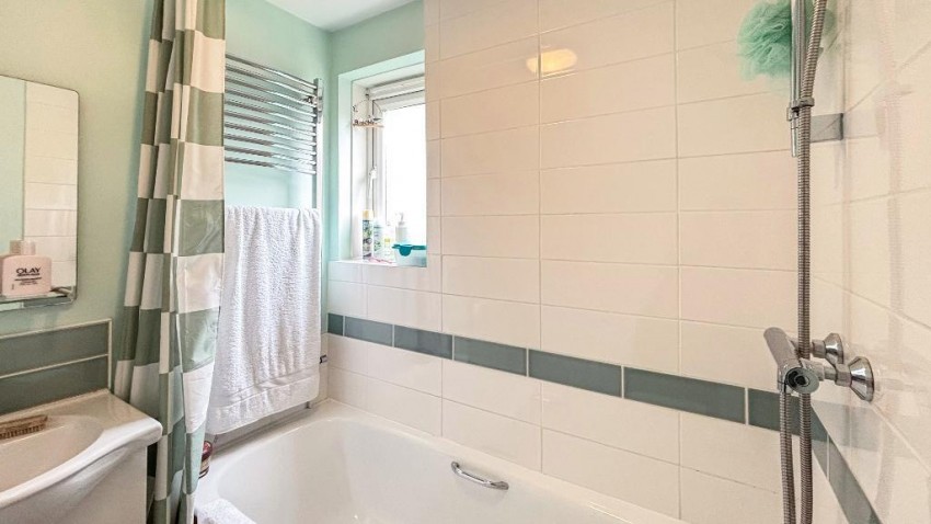Images for Edgecoombe, South Croydon