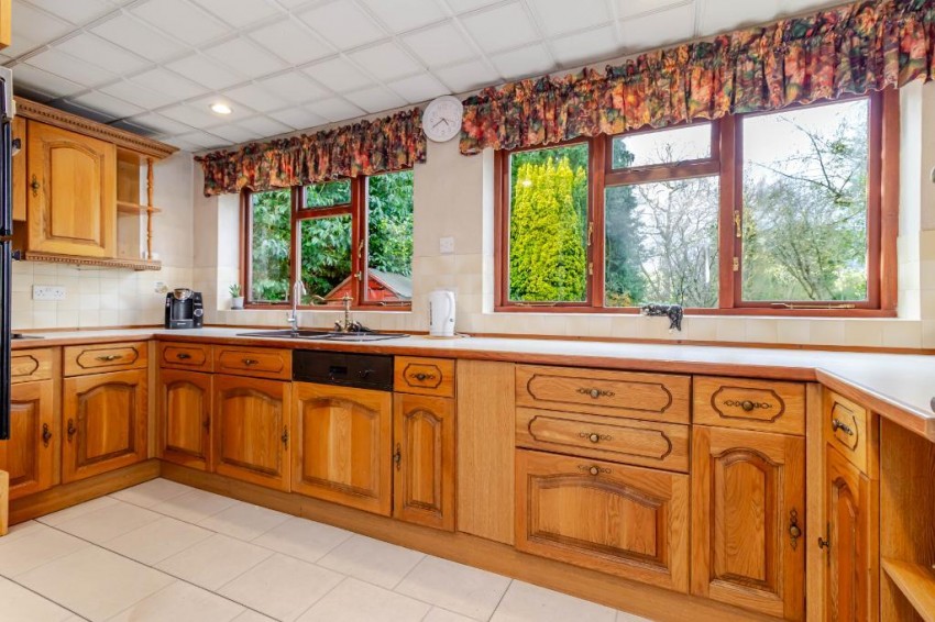 Images for Ballards Way, South Croydon