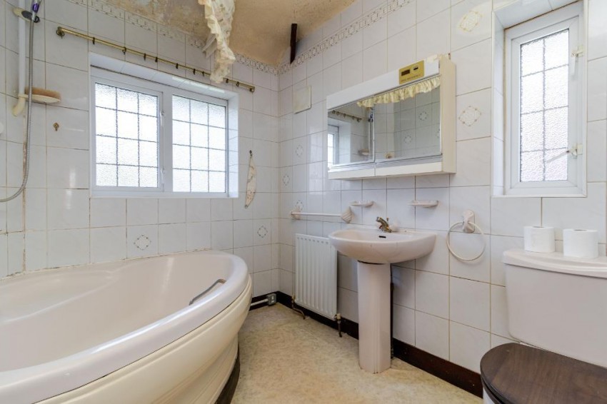 Images for Queenhill Road, South Croydon