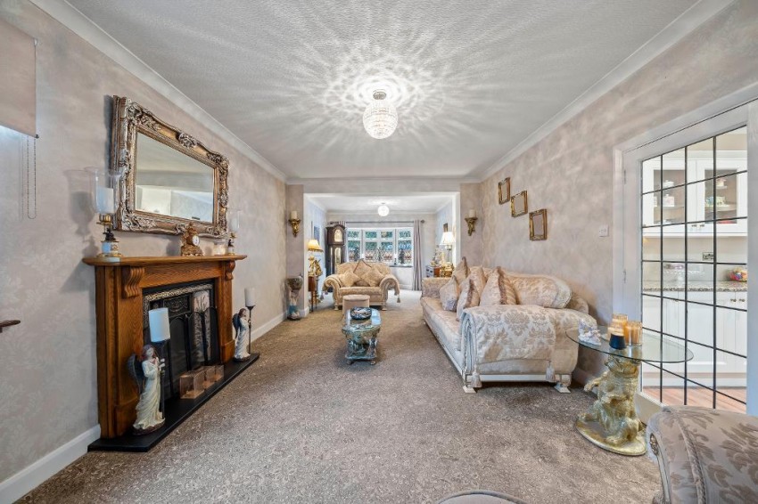 Images for Bankside, South Croydon